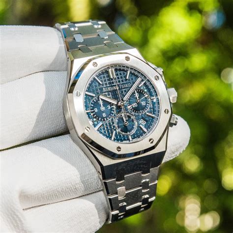 prezzo audemars piguet royal oak chrono|audemars piguet original.